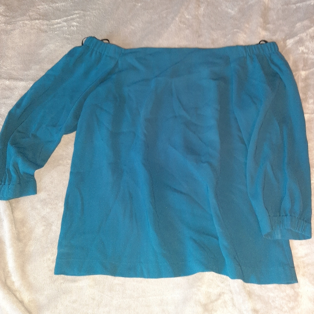 Babaton off the shoulder Blouse